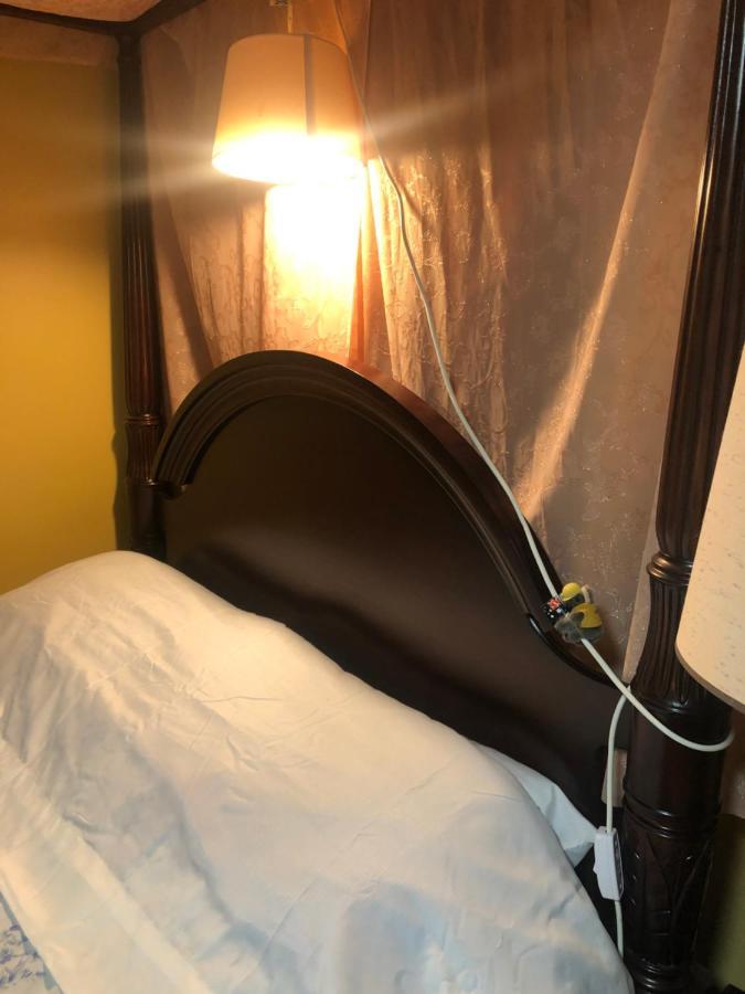 Private Room With Private Full Bathroom Chicago Extérieur photo